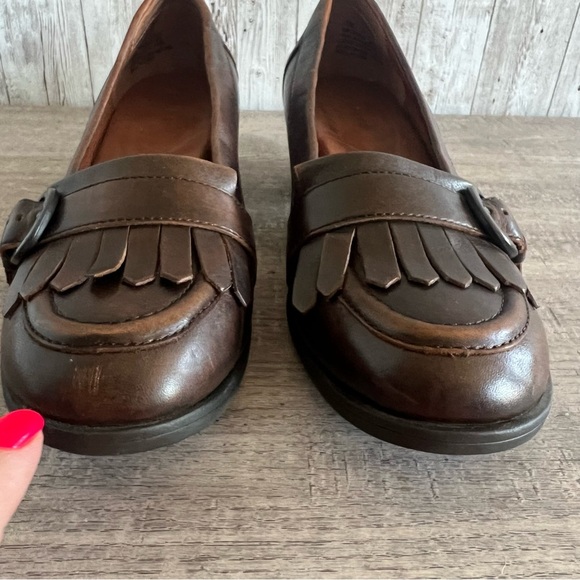 Born Classic Brown Heeled Loafers for Women 7 - Picture 2 of 7